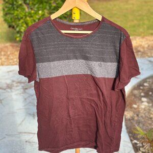 Calvin Klein Medium Burgundy T-shirt